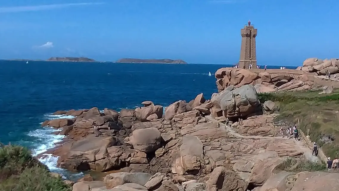 phare de ploumanach