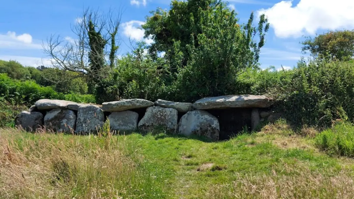 Allée couverte de Kerguntuil, Trégastel, Côtes d'Armor