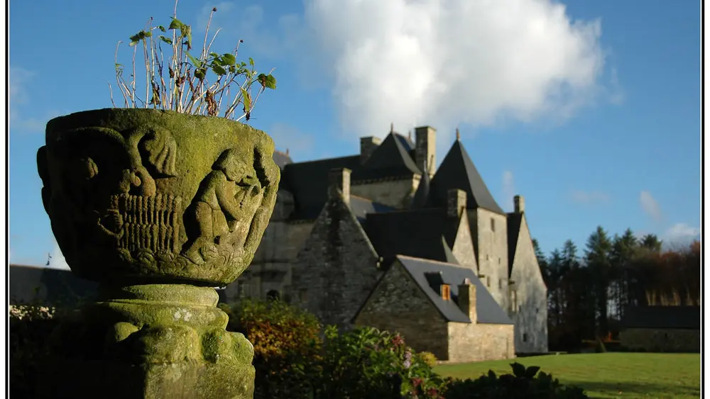 Château Kerroué Loguivy-Plougras