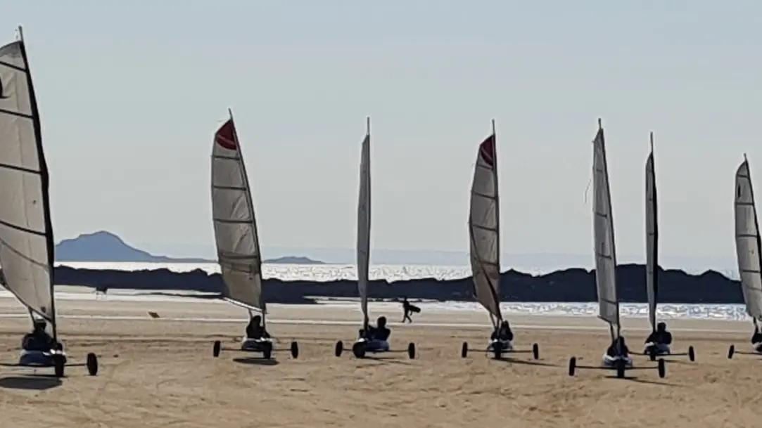 char à voile