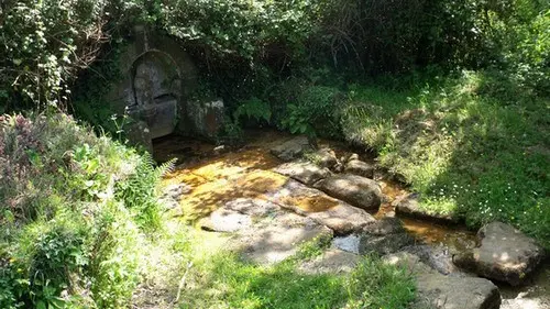 Circuit St Goulven Tro Kerrous fontaine GLeroi