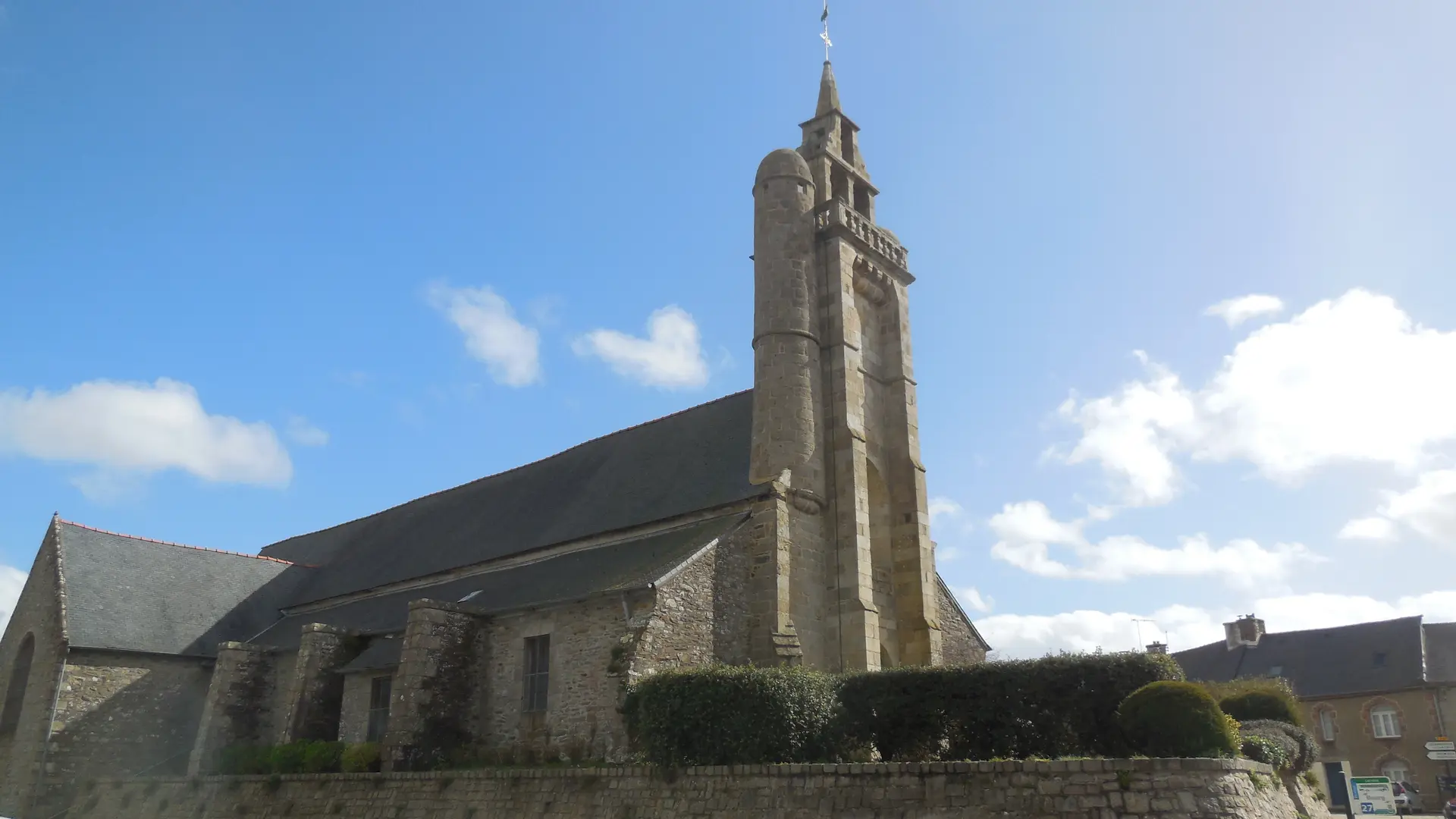 Eglise Saint Pierre Pleudaniel (2)