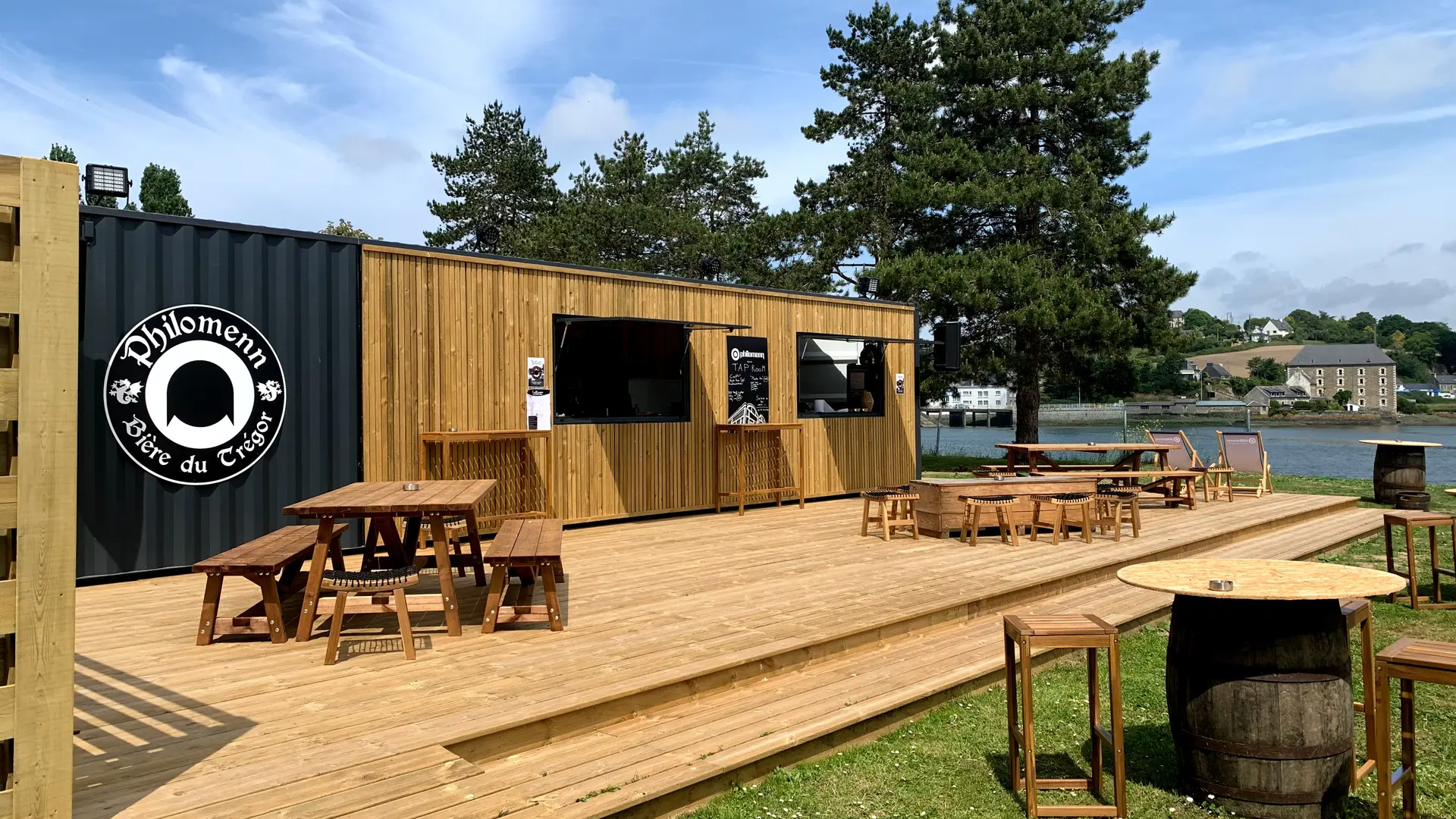 Tap-Room-Philomenn