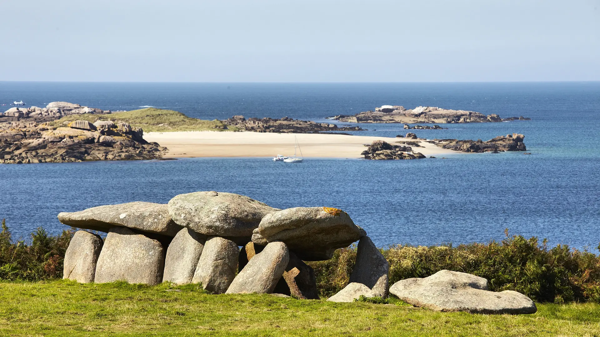 Allée couverte de l'île Milliau