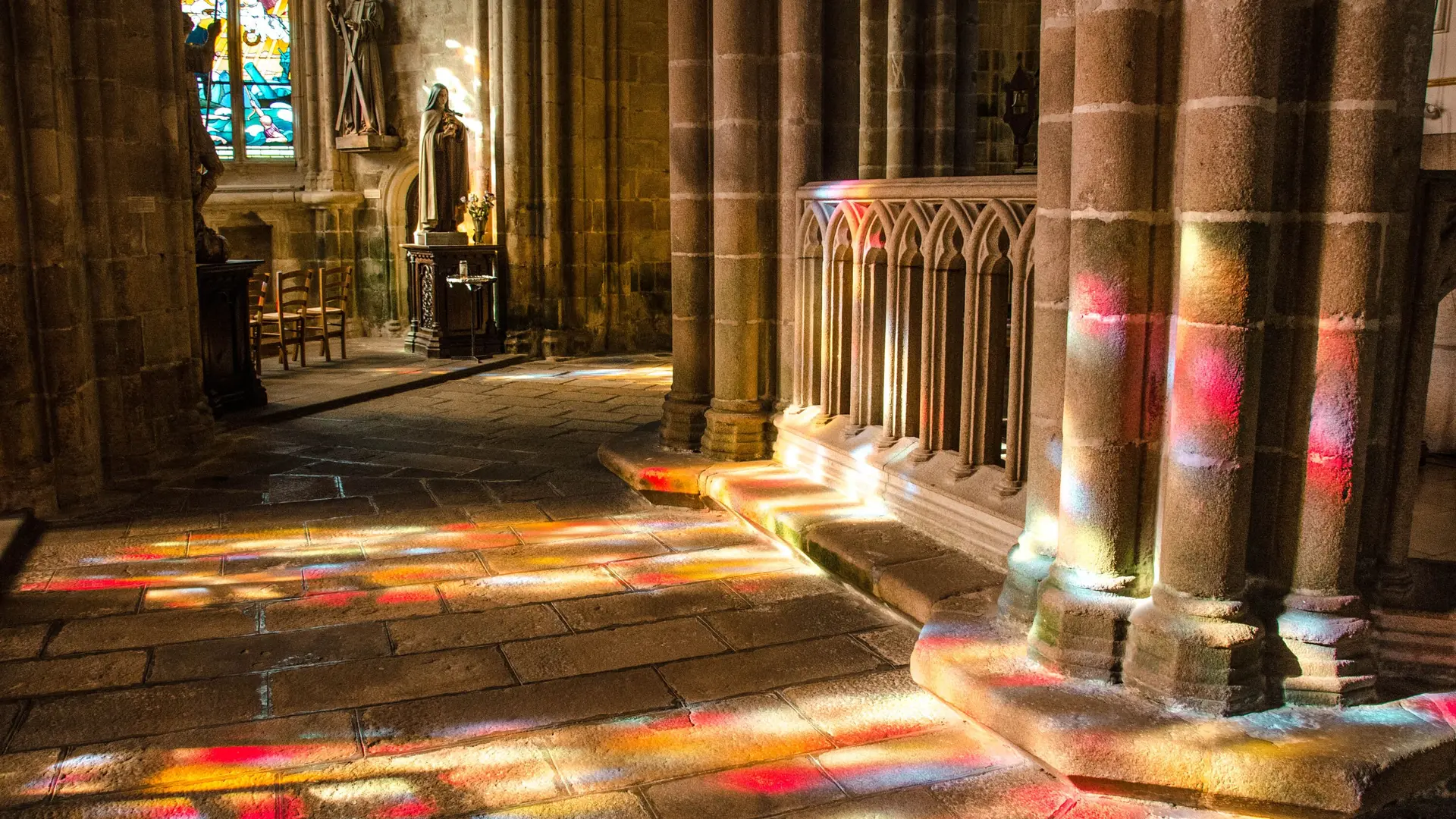 Intérieur cathédrale St Tugdual Tréguier (8)