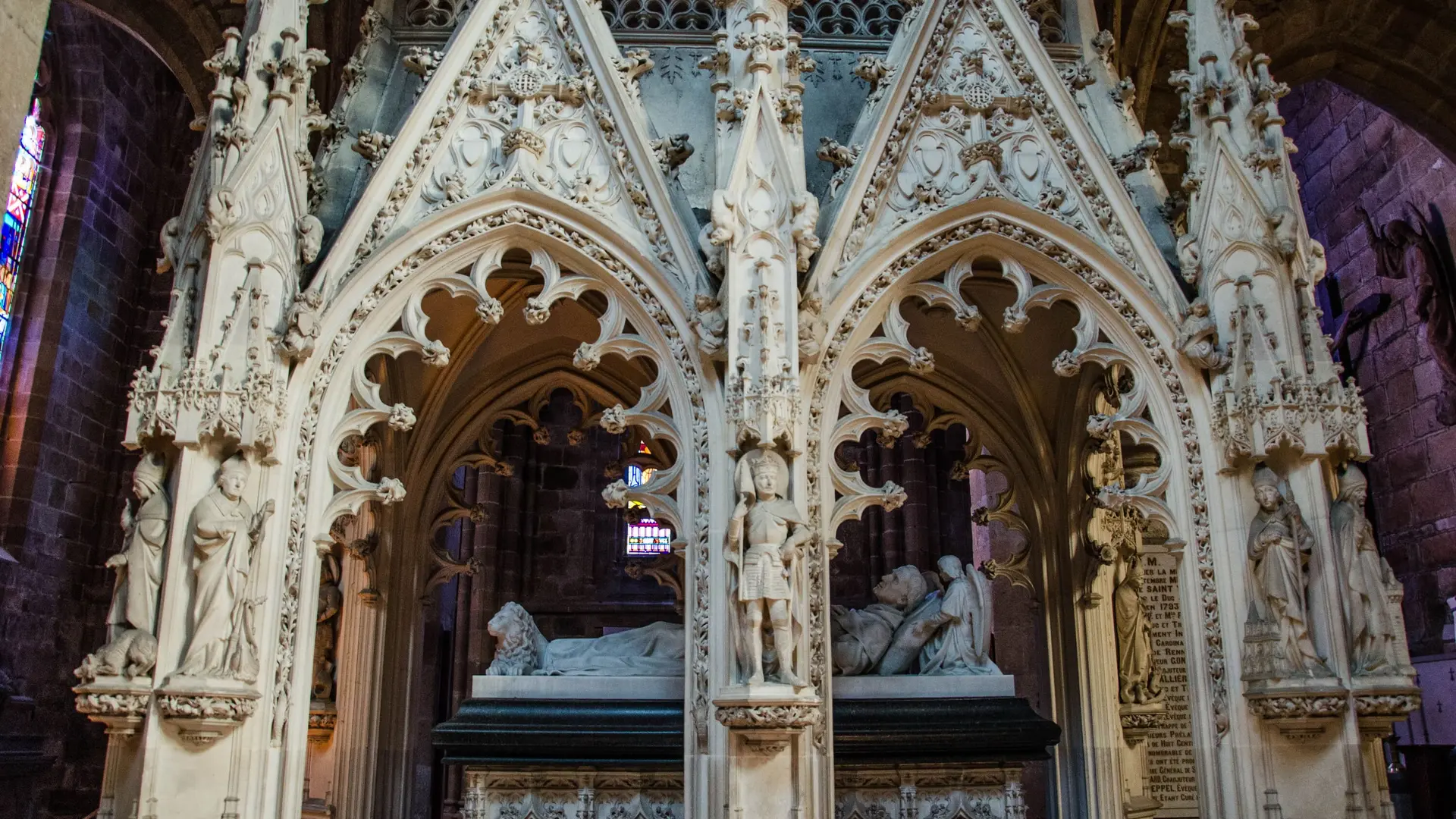 Intérieur cathédrale St Tugdual Tréguier (2)