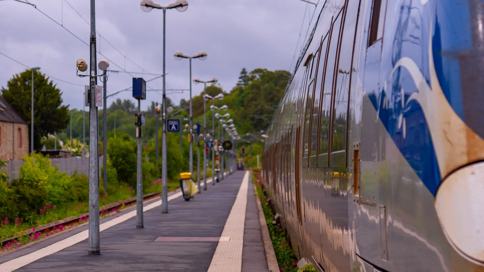 Quai gare de Lannion