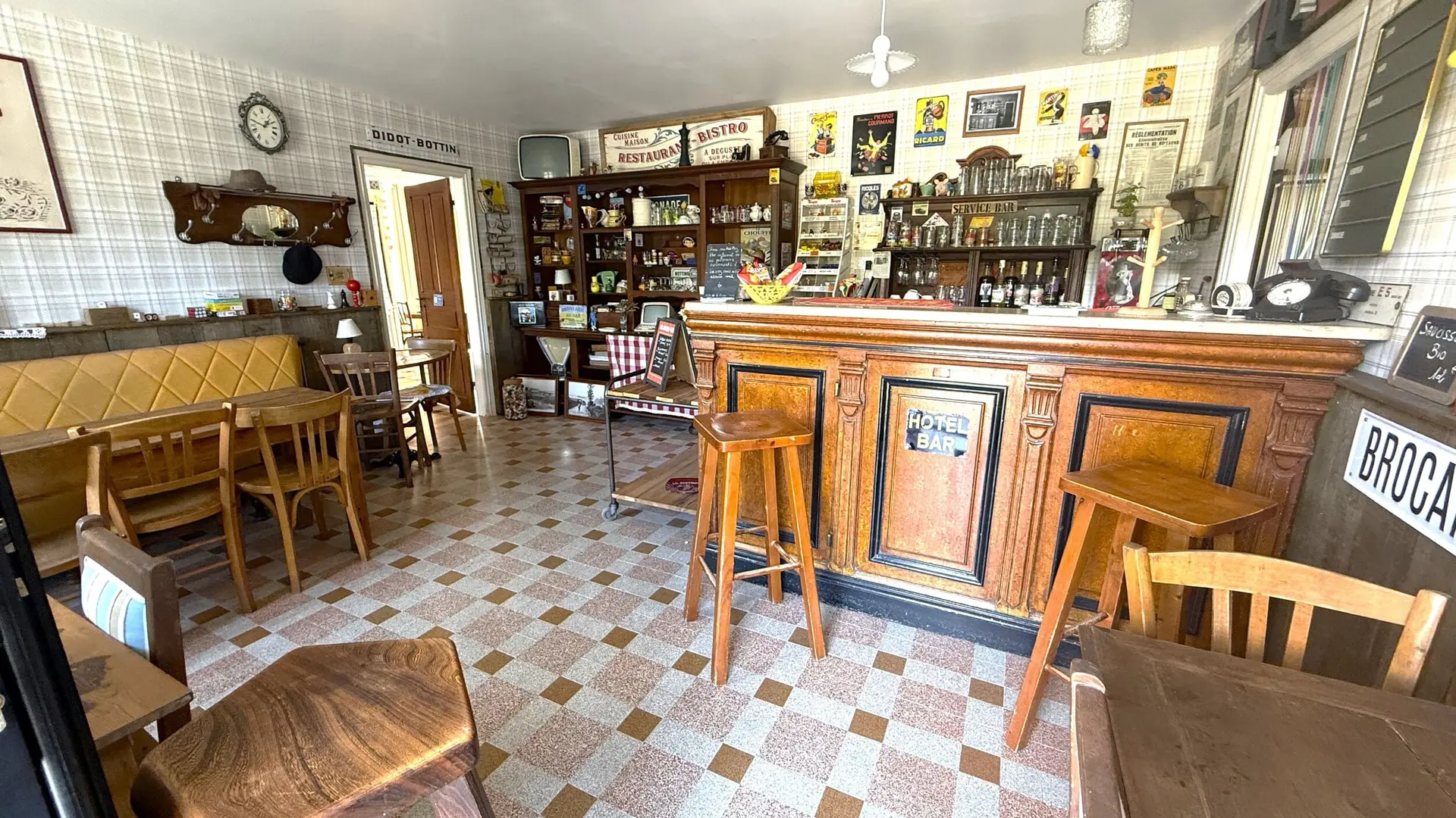 bar du Café de la Forge avec un petit truc en plus