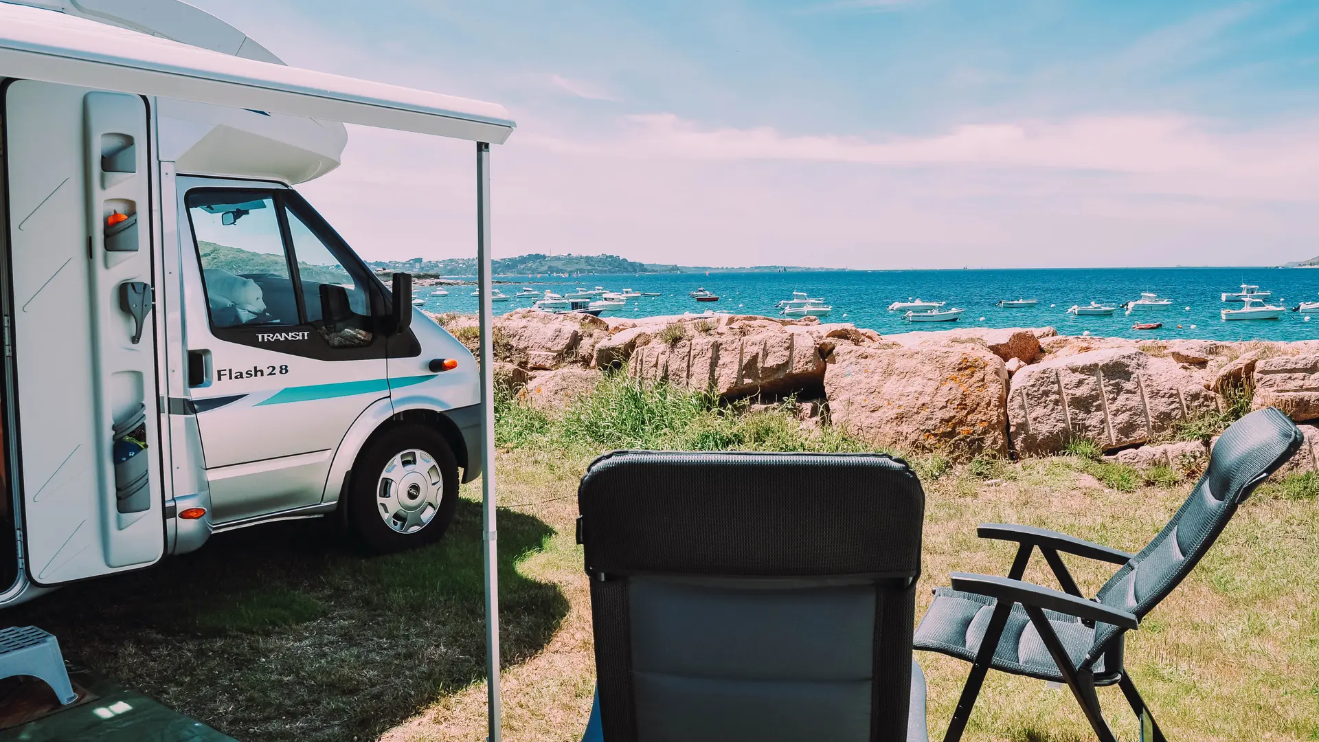 5-Camping car vue mer