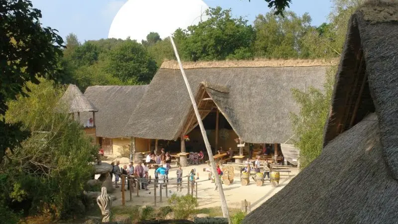 parc-du-radome-village-gaulois-351-2