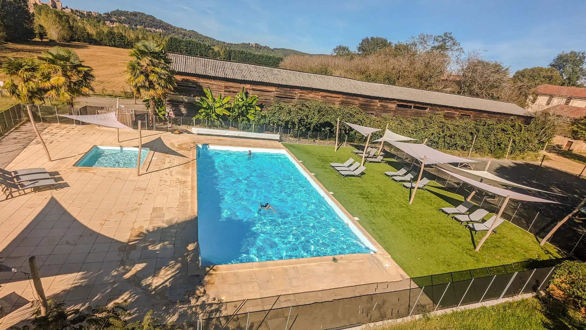 Camping les Cinq Chateaux - Vézac