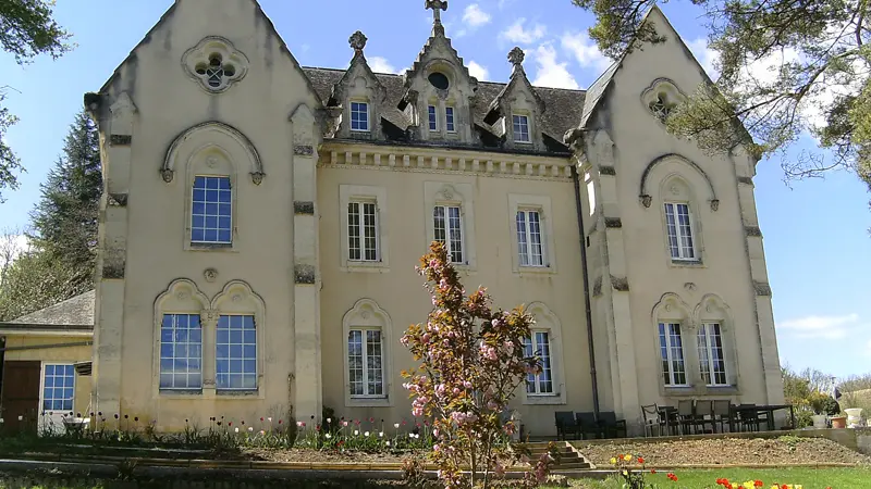 LE MANOIR DE SANILHAC