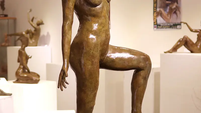 010 Louise bronze