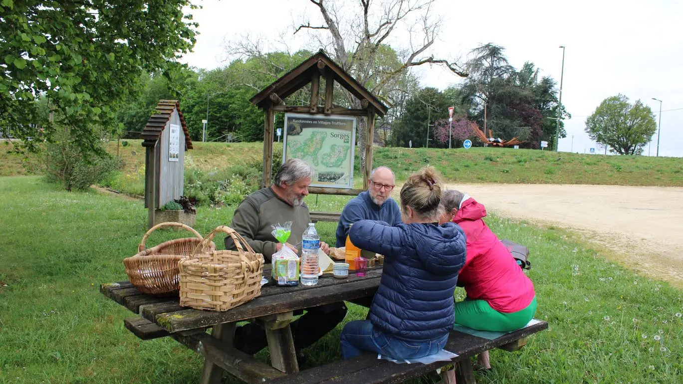 Aire de pique nique Grandgérias à Sorges