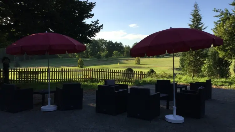 2-GolfduGenet-TerrasseBar