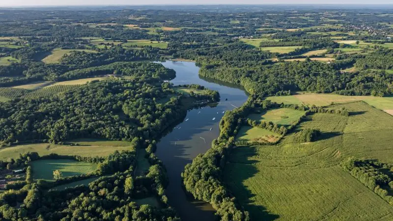 3-DJI_20230821081854_0006_D Camping & Base de Rouffiac@Déclic&Décolle