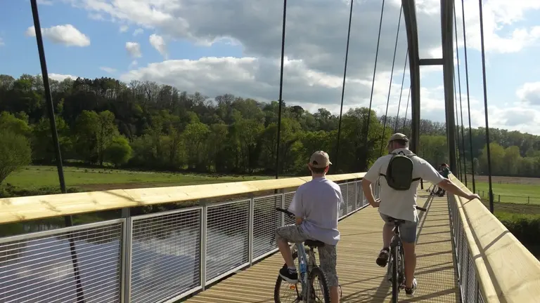 velo-route-voie-verte-vallee-de-l-isle