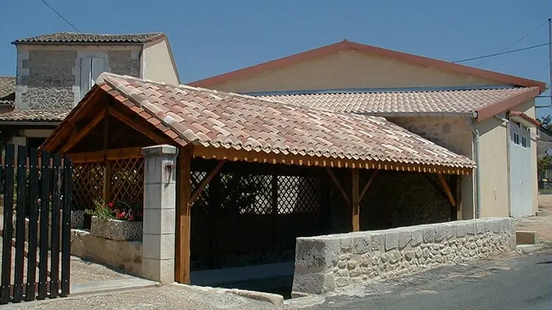 villefranche_de_lonchat_lavoir