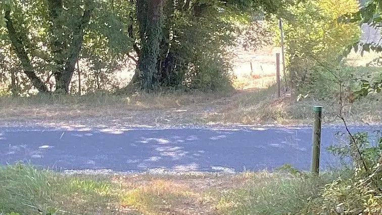 ANNESSE-ET-BEAULIEU-Boucle du Moulin d'Annesse-Chemin-Poteau