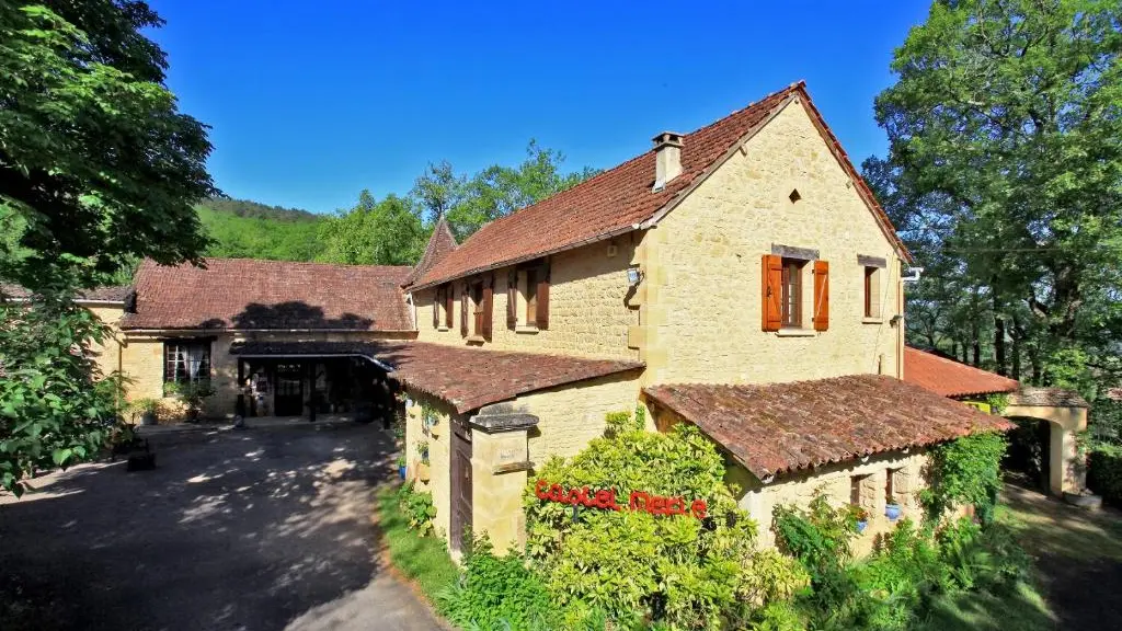 Auberge de Castel Merle, Sergeac