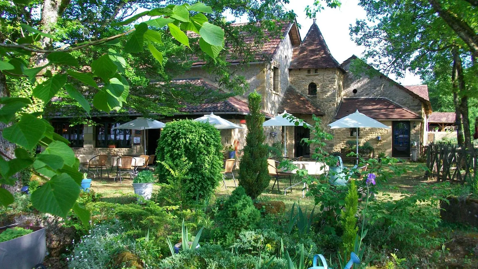 Auberge de Castel-Merle