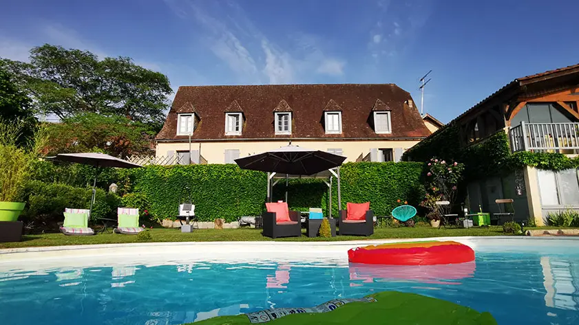 Hôtel Aux Cyprès - Piscine