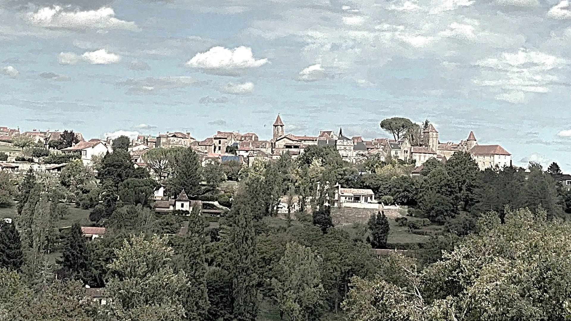 BELVES-Boucle de la Bessede-Village