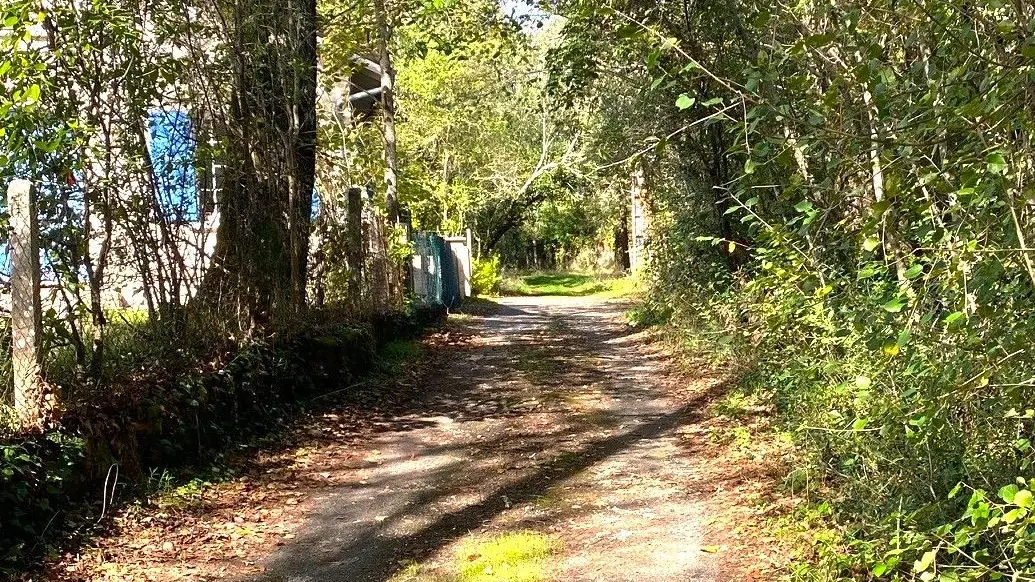 BOURDEILLES-Boucle de Bourdeilles-Chemin 2