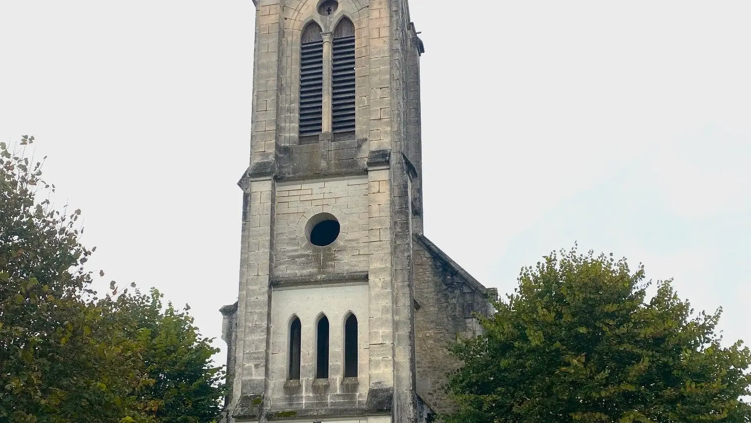 BROUCHAUD-Boucle des fougères-Eglise