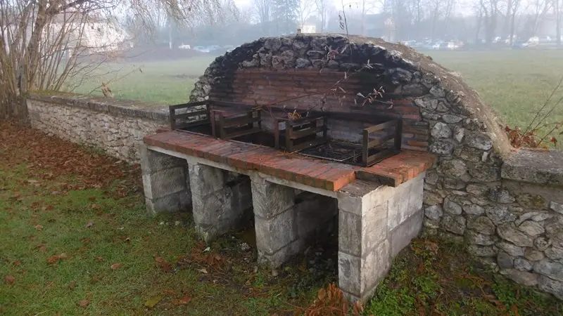 Barbecue Bourdeilles OTPDB