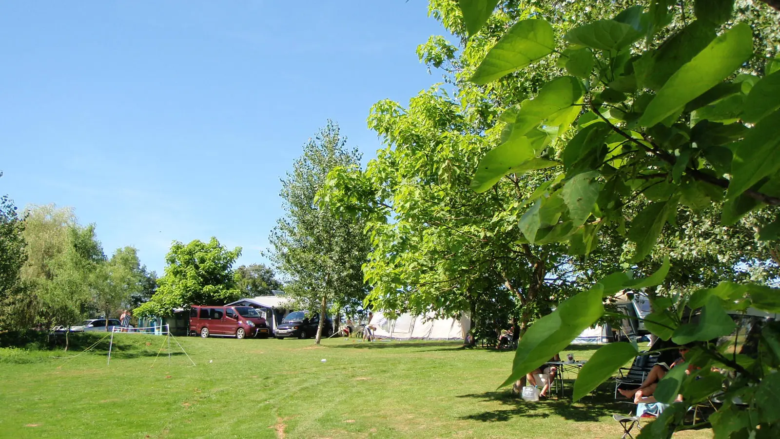 Belle Vue 1