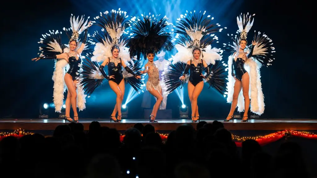 CABARET BAMBINO-plumes