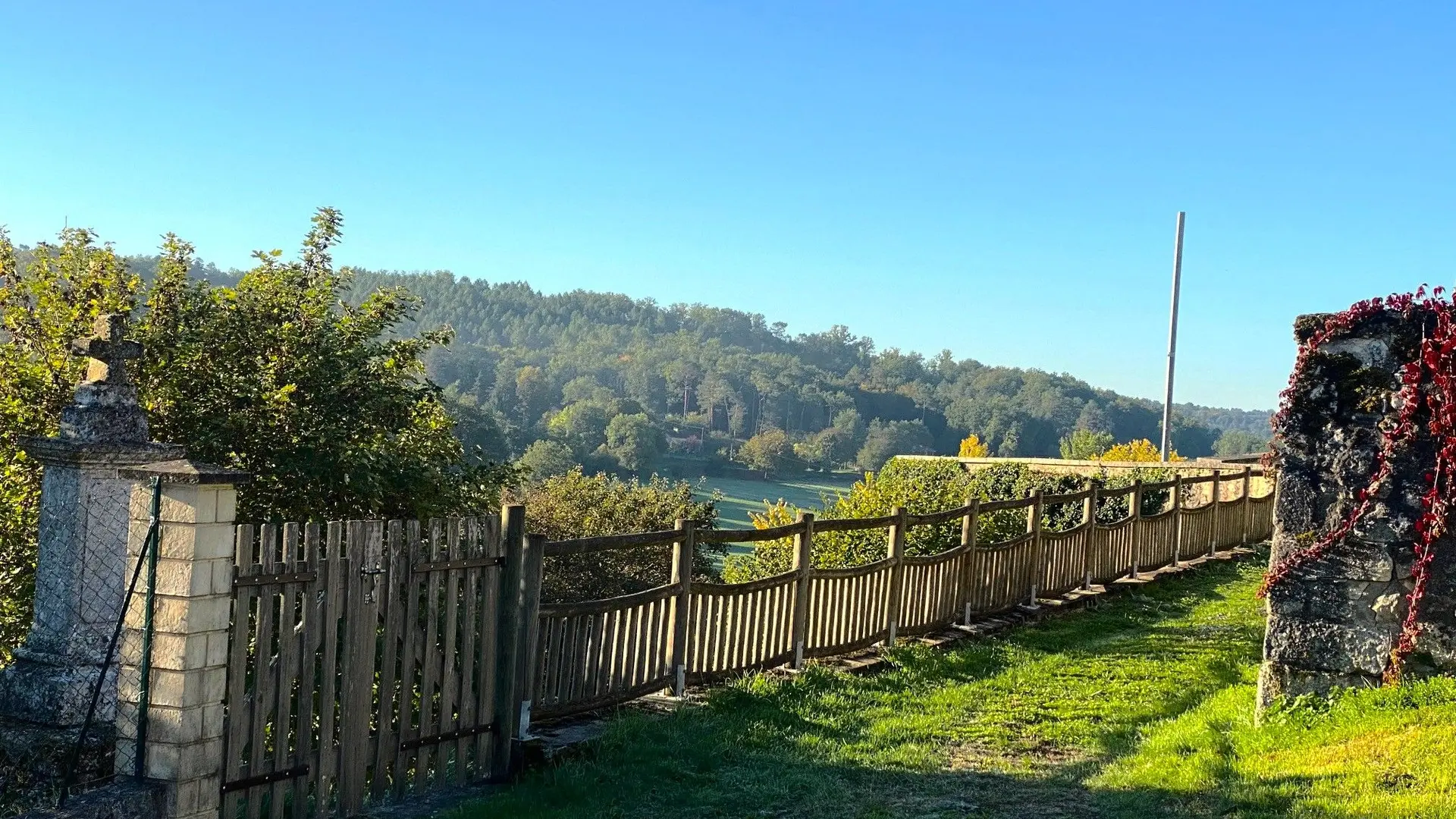 CONDAT-SUR-TRINCOU-Boucle Dronne et Trincou-PAysage