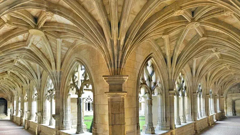 Cloître de l'abbaye de Cadouin