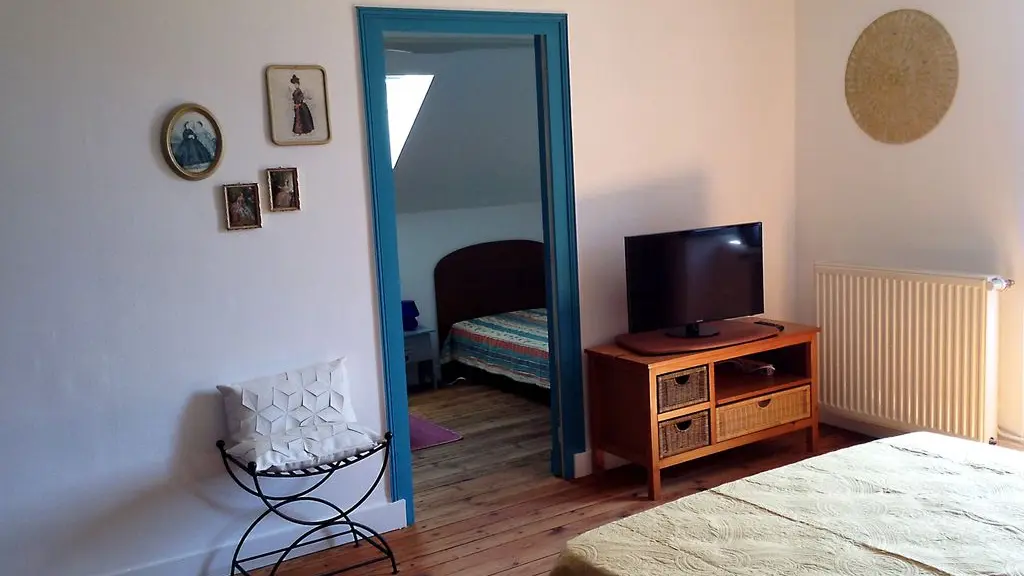 Chambre 2 Paon  en Suite familiale Ecole Buissonnière Dordogne Perigord