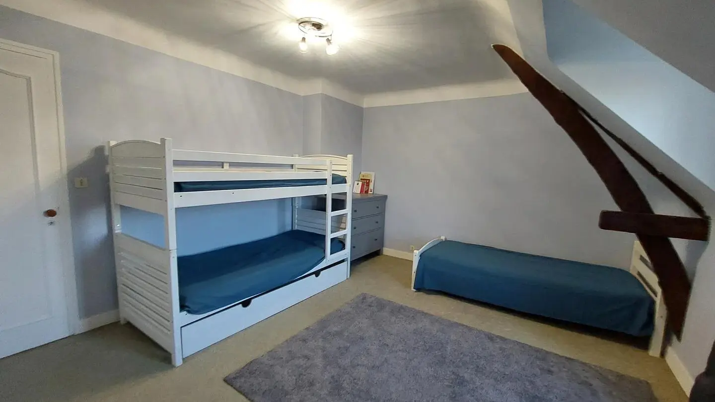 Chambre bleue 3 lits 1