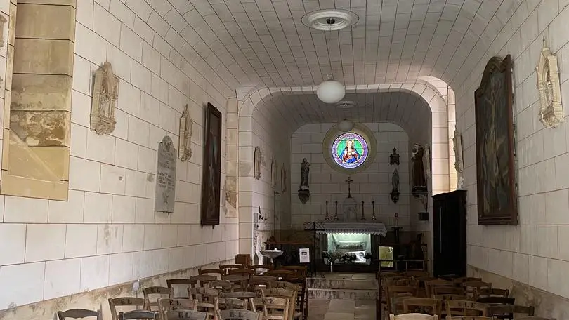 Chapelle Notre Dame Nativité Laveyssière-Eyraud Crempse Maurens