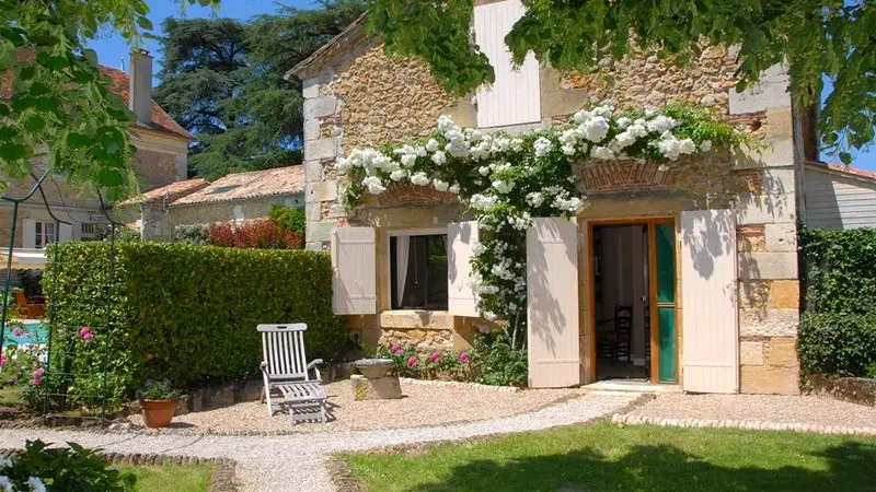 Cottage Russel