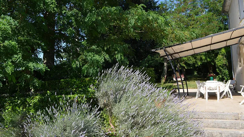 Domaine-de-la-jaumerie-terrasse