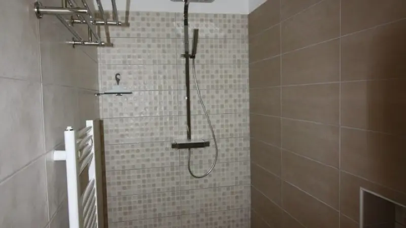 Douche à l'italienne