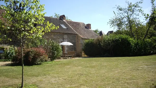 Extérieur 4 gîte la Salamandre redim