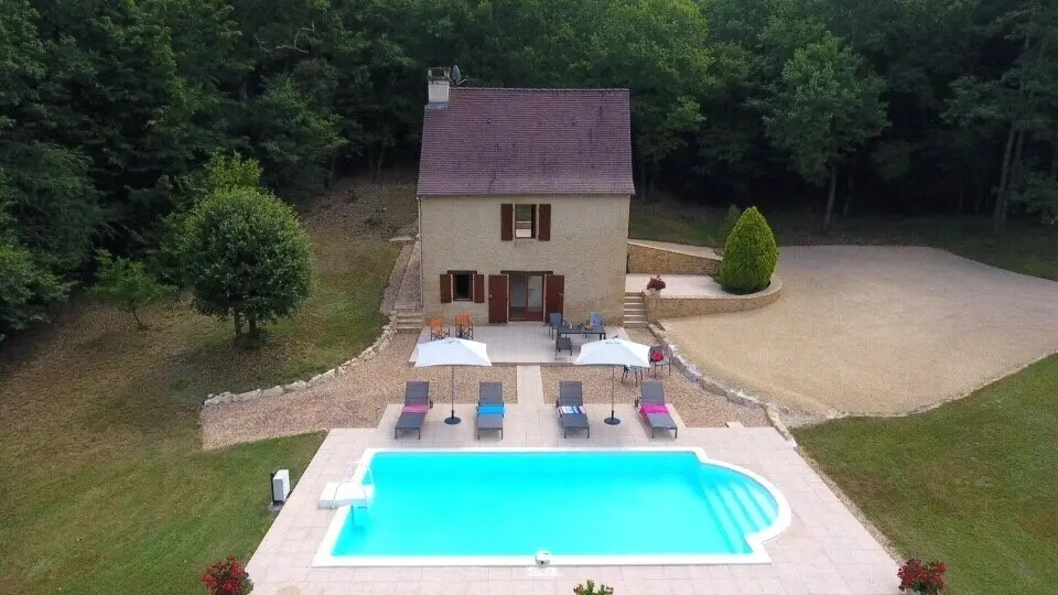 FONCHAVE - piscine privée - isolée - vallée vézère - lascaux