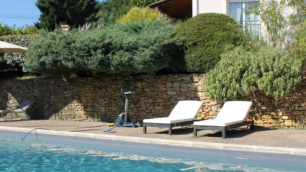 GITE-EMERAUDE---2-pers--piscine---sarlat8-