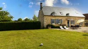 Gite-Mauratie-Jayac-12-300x200