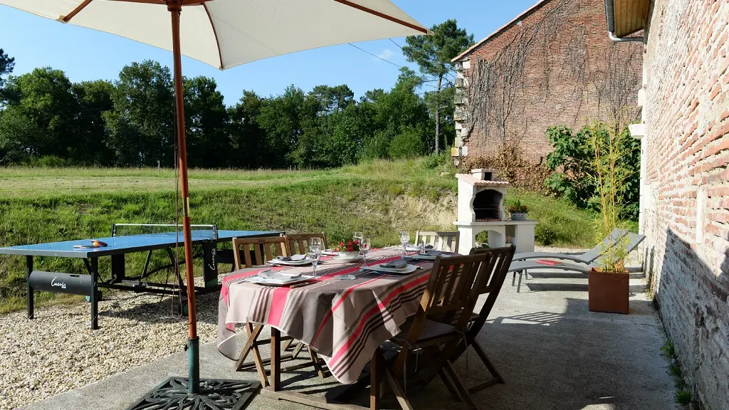 La terrasse avec vue sur la campagne