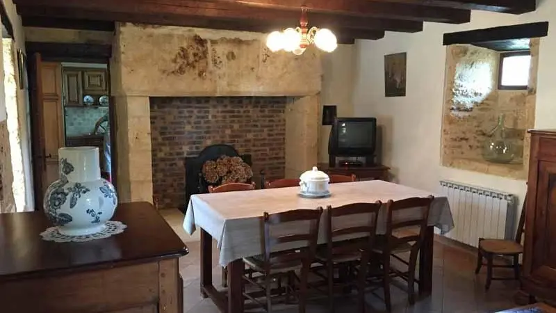 Gîte le clauzels salle à manger