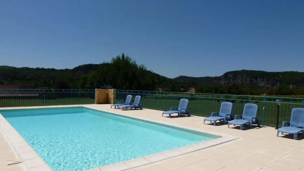 Gîte le dordogne piscine