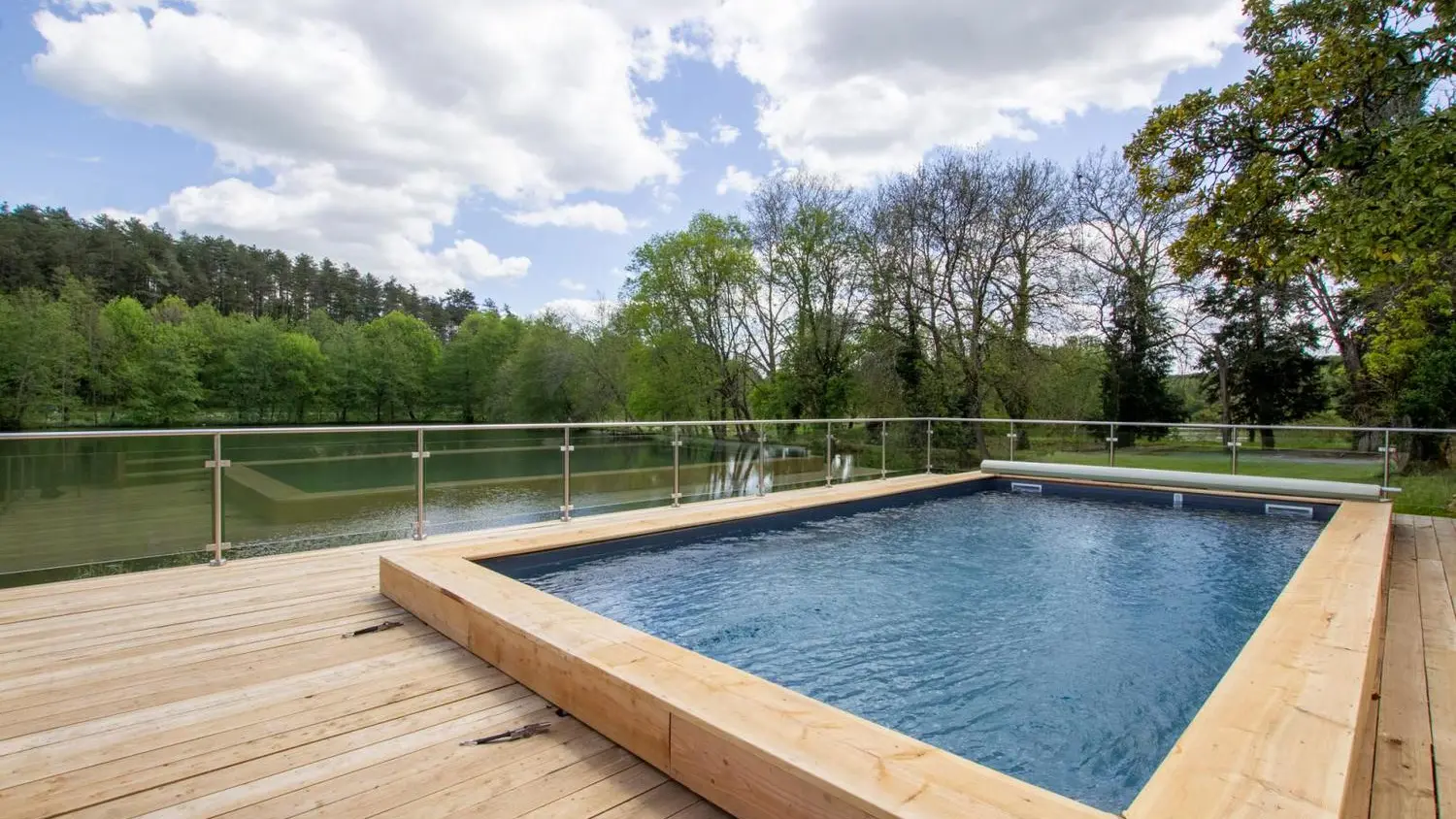 Gîte les Tilleuls piscine