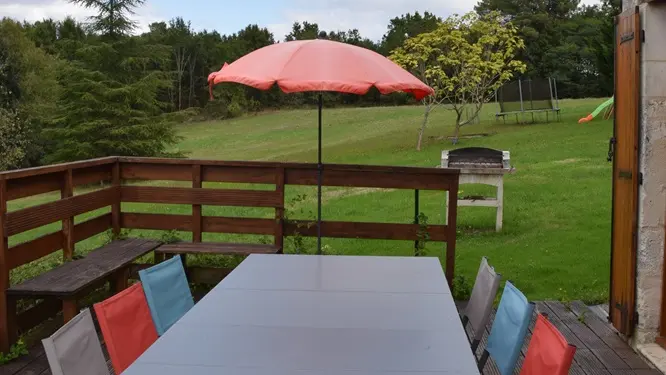 Grange-des-Brousses-terrasse-côté-jardin (107)