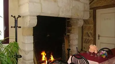 HOSTELLERIE DES COLONNES